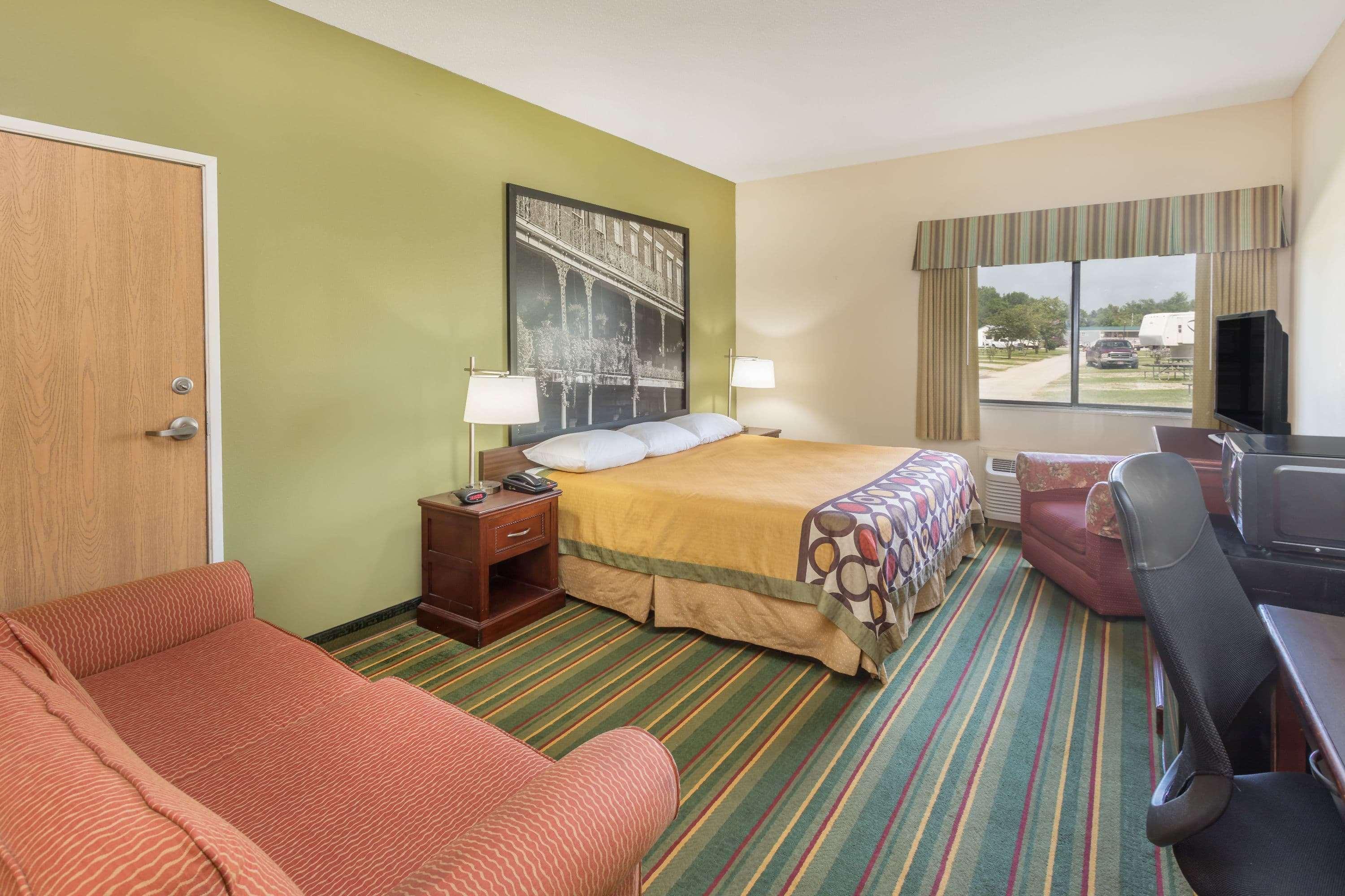 Super 8 By Wyndham Duson Lafayette West Area Motel Bagian luar foto